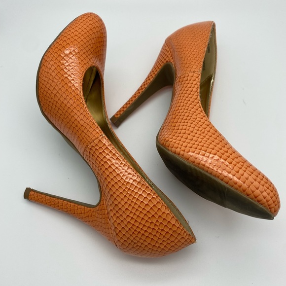 🔥5 for $20🔥 Steve Madden Orange Ronni Faux Snakeskin Stiletto Heels Size 6.5 - Picture 3 of 16